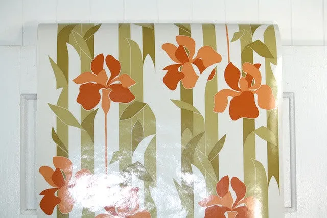 1970s Floral Vintage Wallpaper