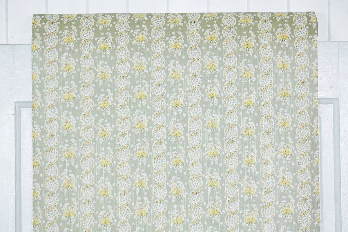 1970s Floral Vintage Wallpaper