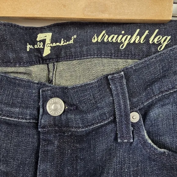 7 For All Mankind Women's Straight Leg Jean Size 31