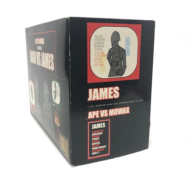 A Bathing Ape Bape x Mo Wax (UNKLE) Vintage James vs Nigo Figure Set
