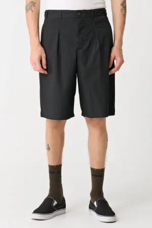 AMPLIFY PLEATED SHORT - BLACK STRIPE