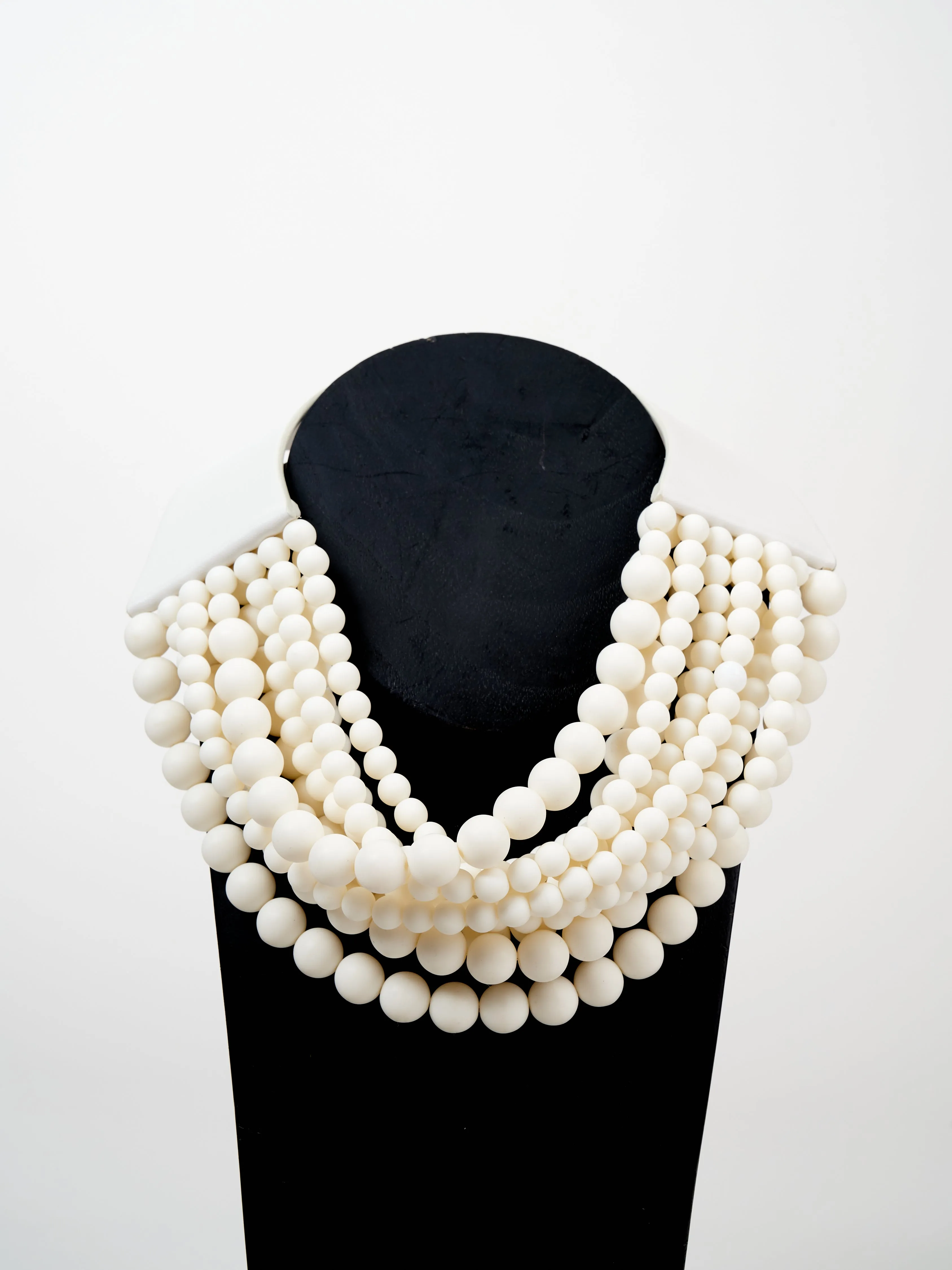 chloe necklace - matte cream