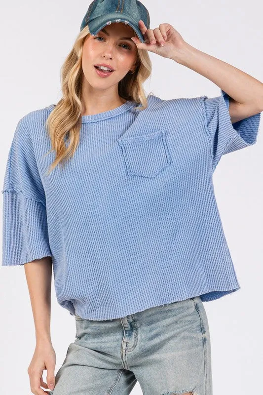 Exposed Seam Round Neck Half Sleeve T-Shirt