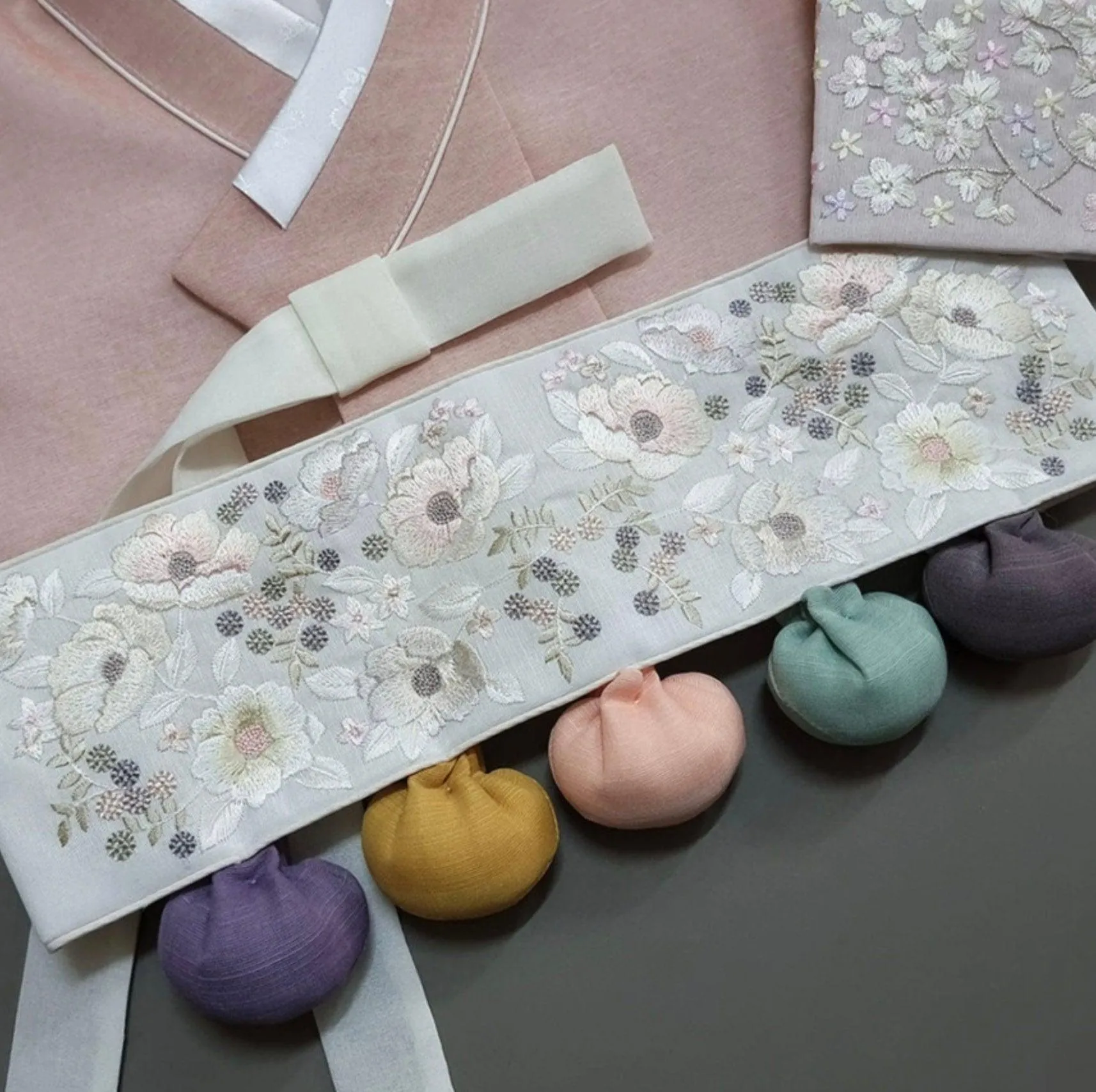 Floral Dol Belt