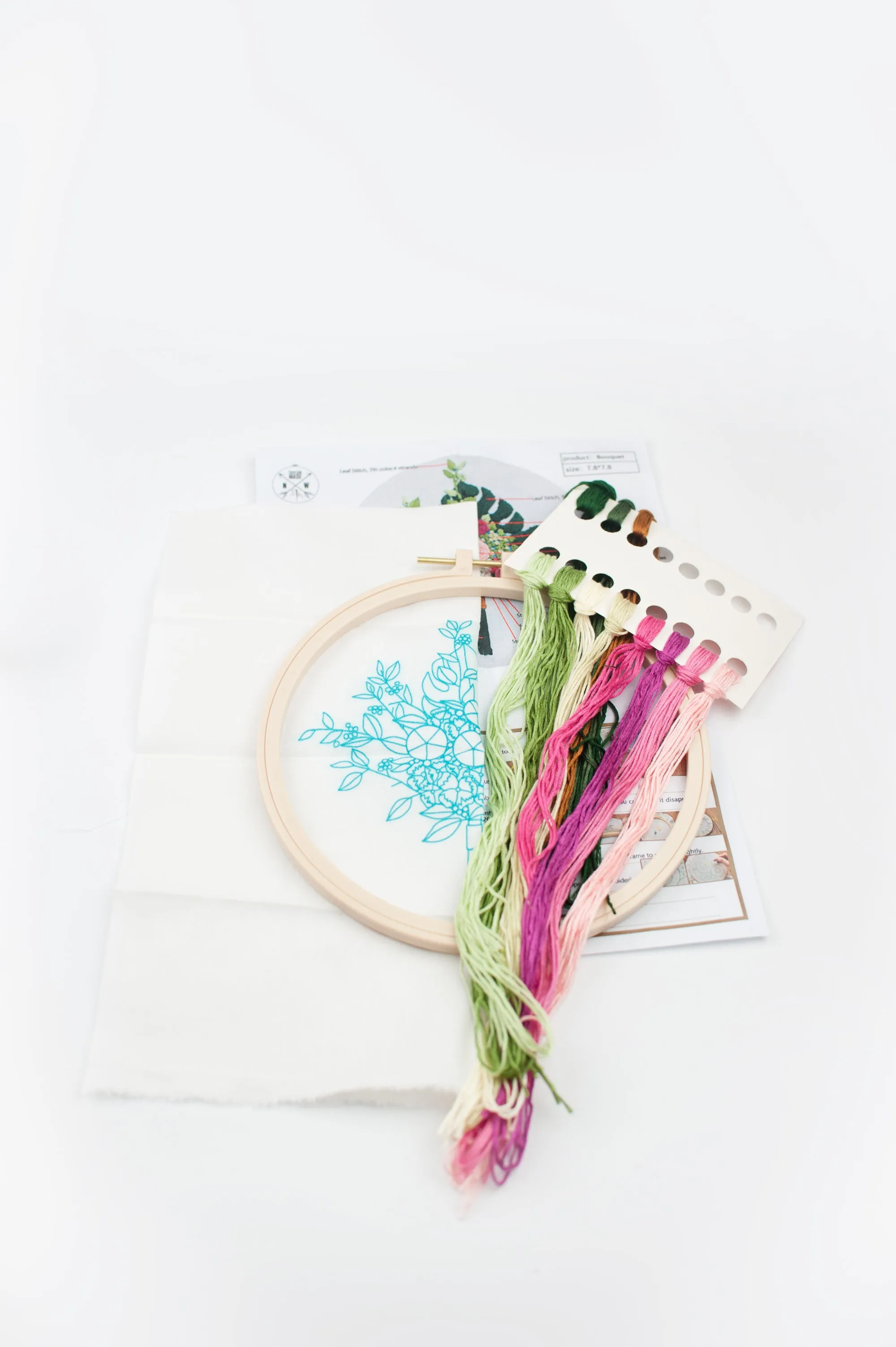 Floral Embroidery Kit "Monstera"
