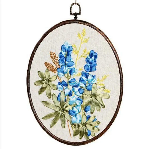 FLORAL EMBROIDERY KIT