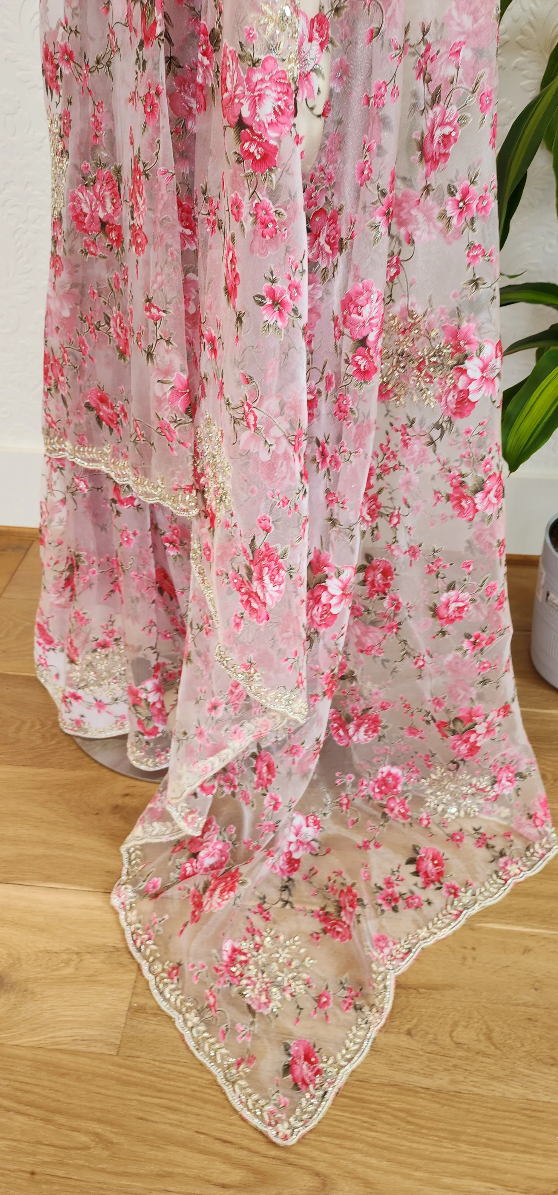 Floral Organza sarees With Pearl work Border and Blouse.
