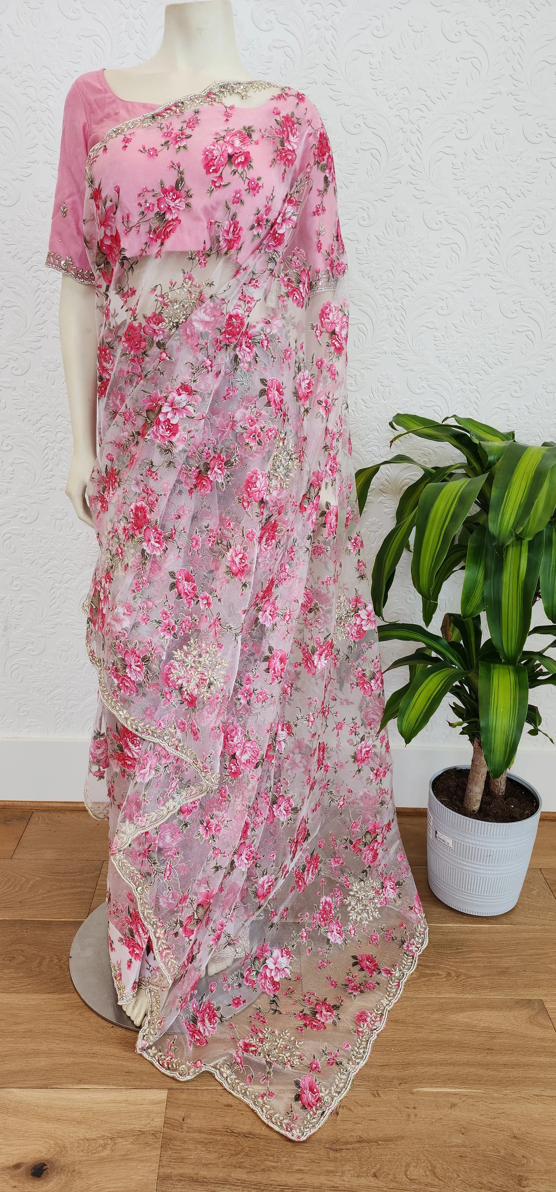 Floral Organza sarees With Pearl work Border and Blouse.