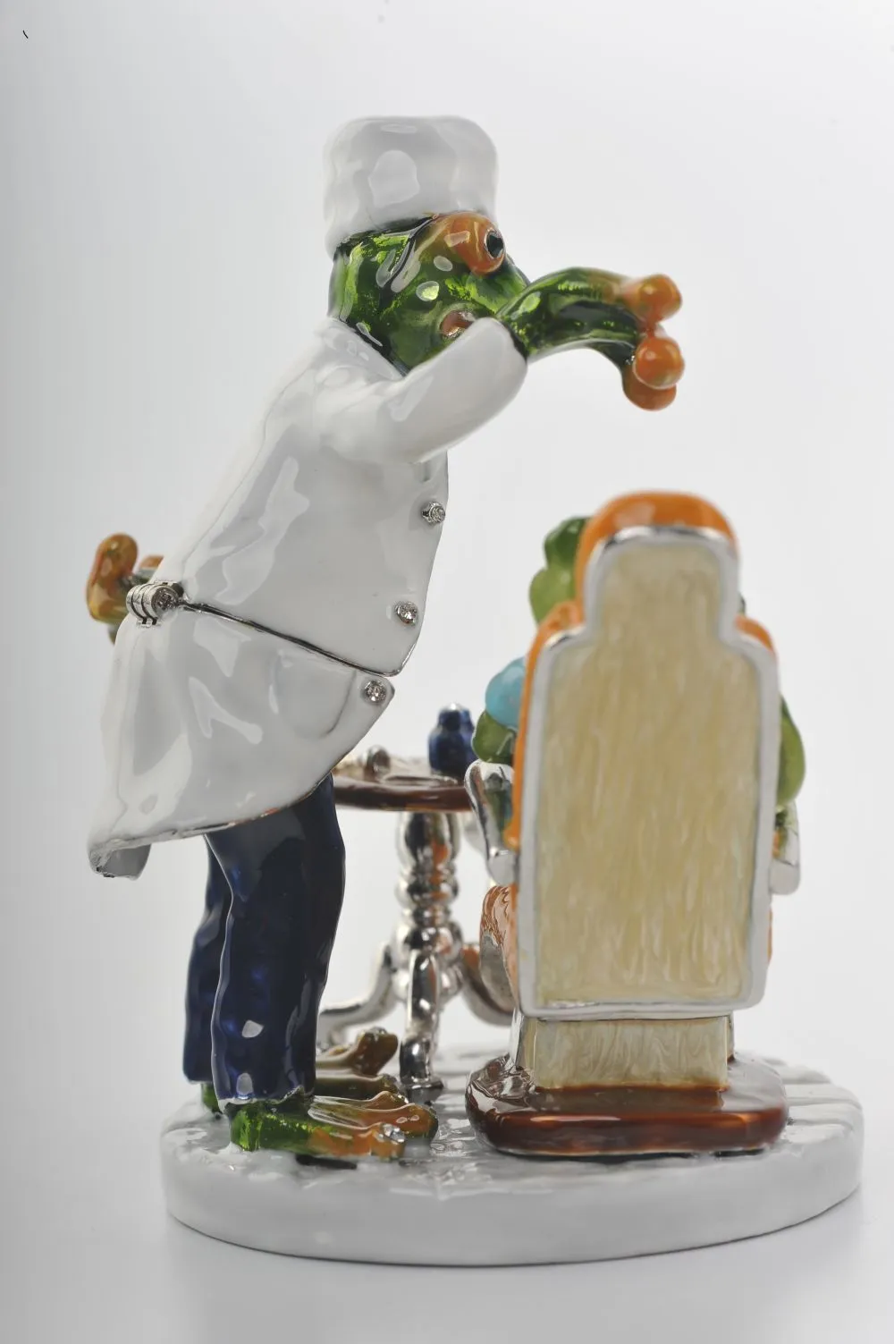 Frog Dentist and Frog Patient