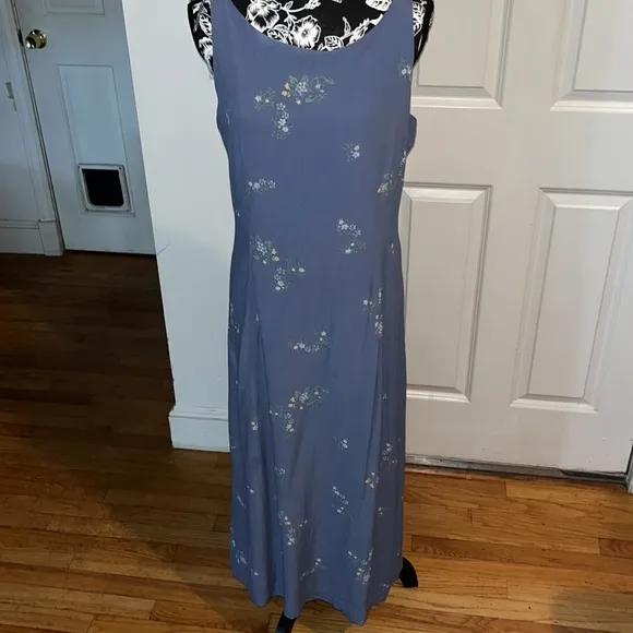 GAP size 12 blue print sleeveless maxi dress back zip, lined Hand washed