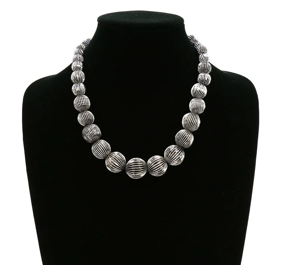 Graduated Fashion Navajo Style Pumpkin Bead Necklace - Silver
