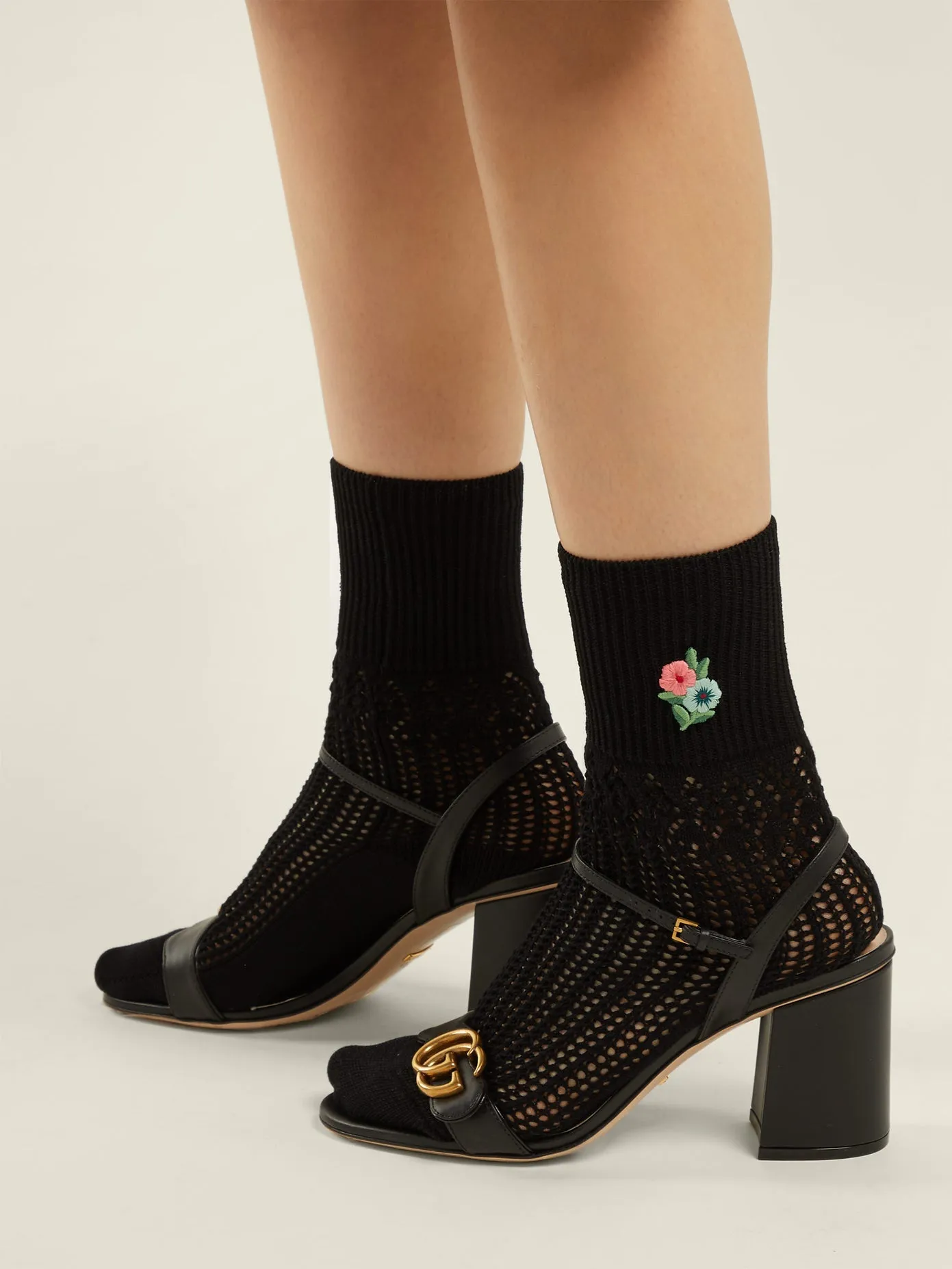 Gucci Floral Embroidered Crochet Socks In Black
