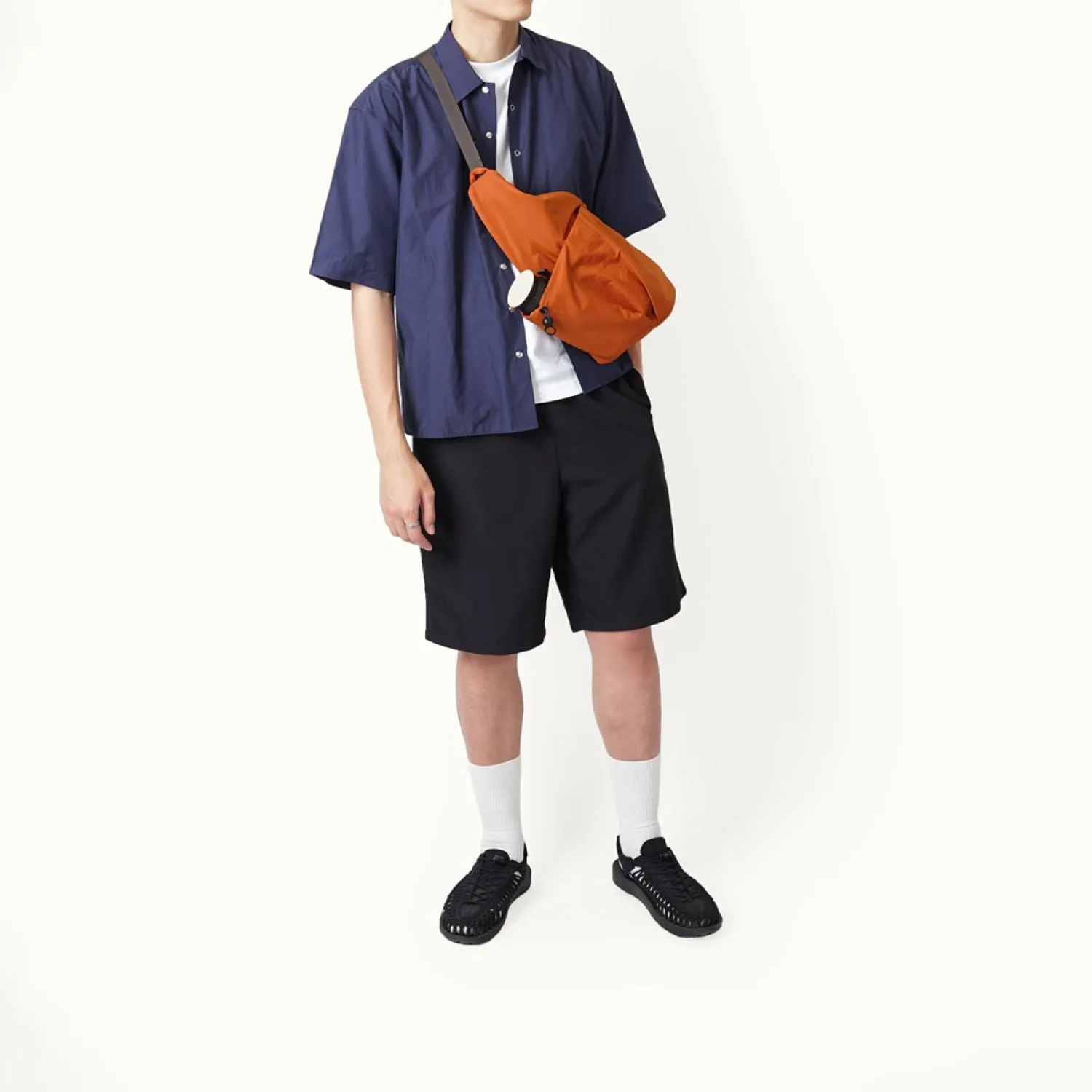 Hellolulu Remi Anywhere Sling Bag
