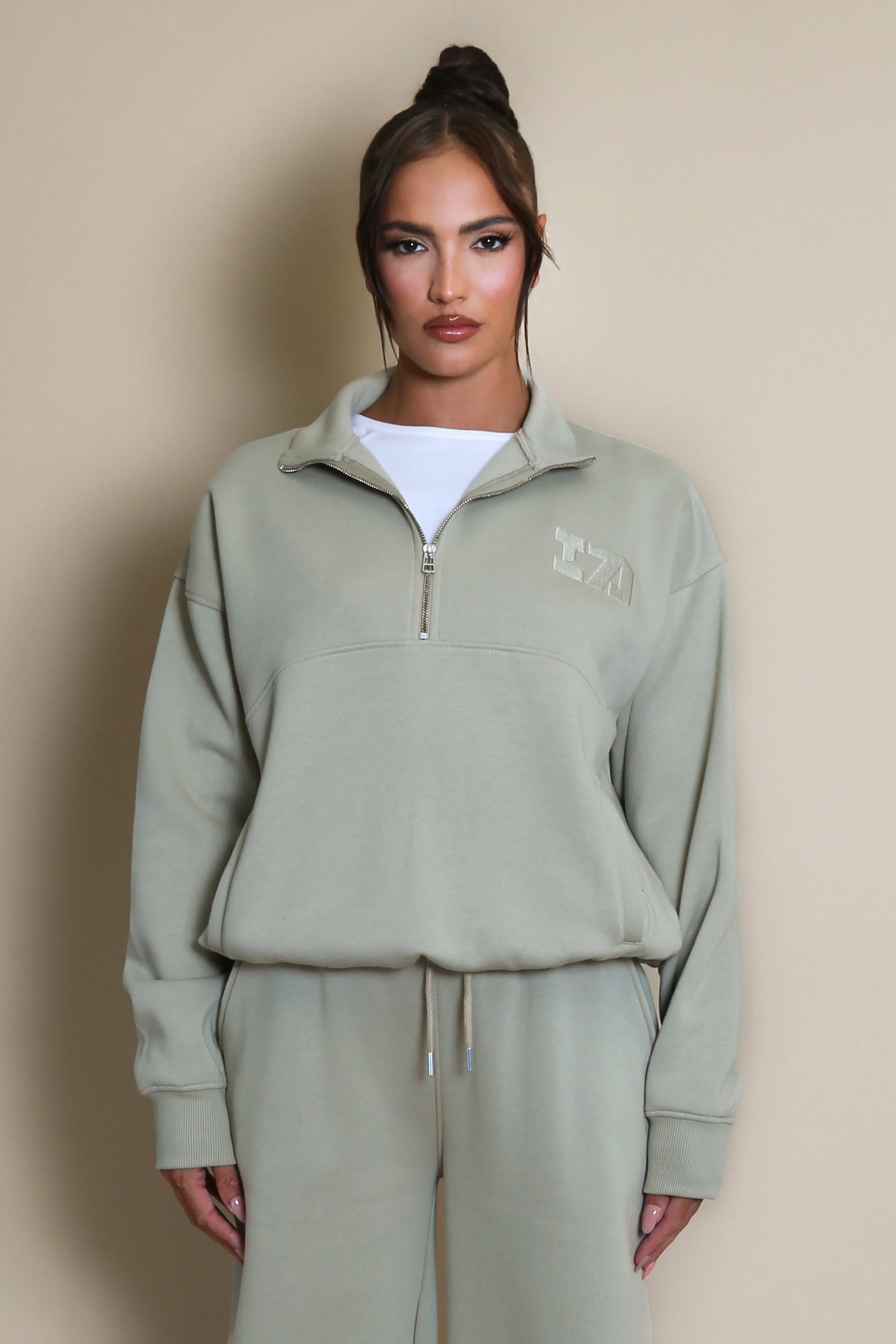 Iconic Athletics Half Zip Pull Over Sweatshirt In Sage Green