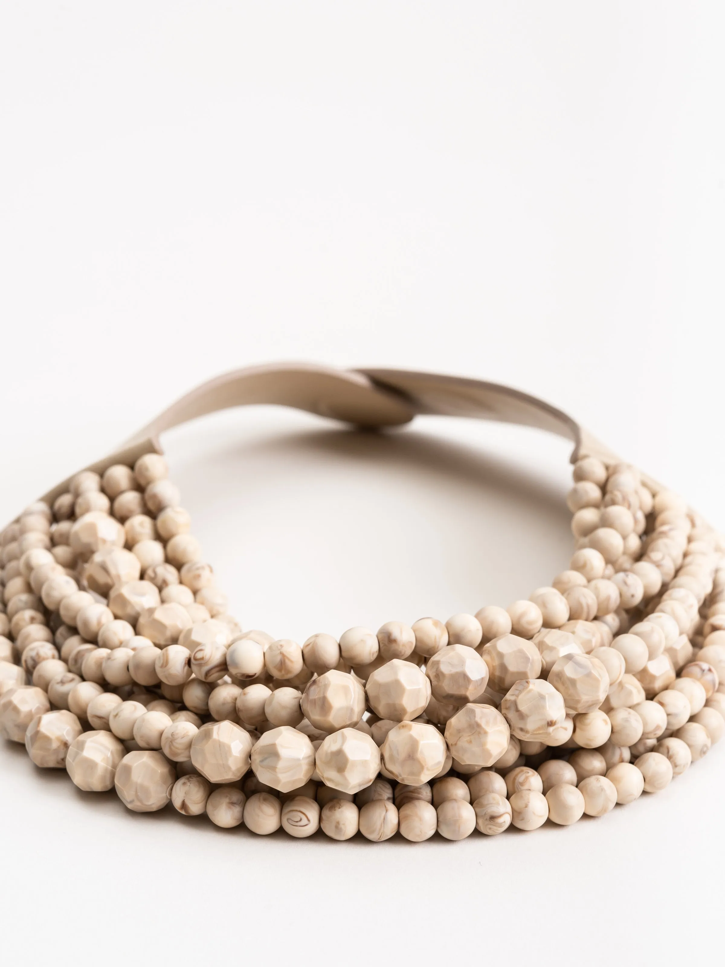 marcella necklace - tiramisu