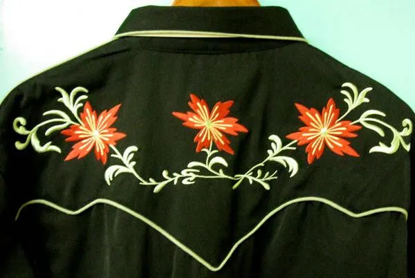 Men's Vintage Western Shirt Collection: Scully Floral Classic Design
