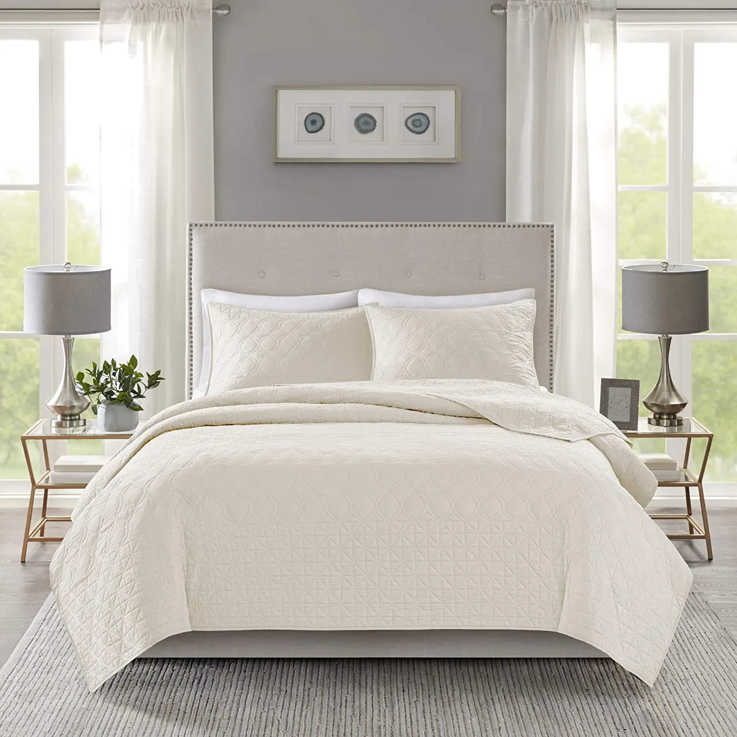 New in package! Beautiful Madison Park Quilt Set Coverlet Bedding Full/Queen Off-white! Hypoallergenic, wrinkle free!