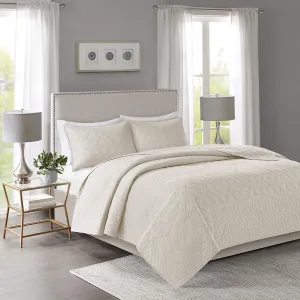 New in package! Beautiful Madison Park Quilt Set Coverlet Bedding Full/Queen Off-white! Hypoallergenic, wrinkle free!