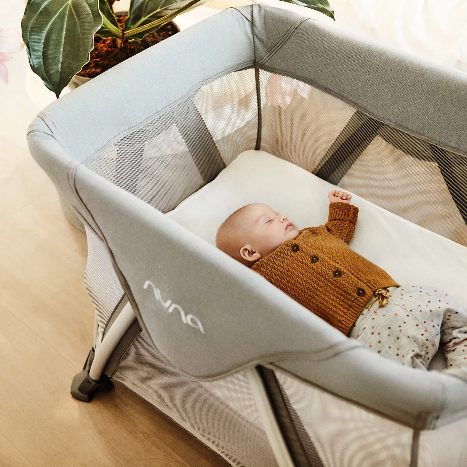 Nuna Sena Playard