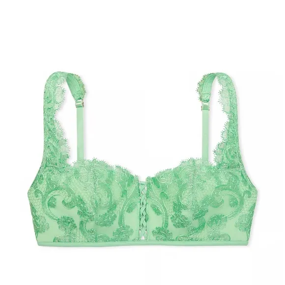 NWT Victoria’s Secret Floral Embroidery Wireless Bra and Brazilian Panty