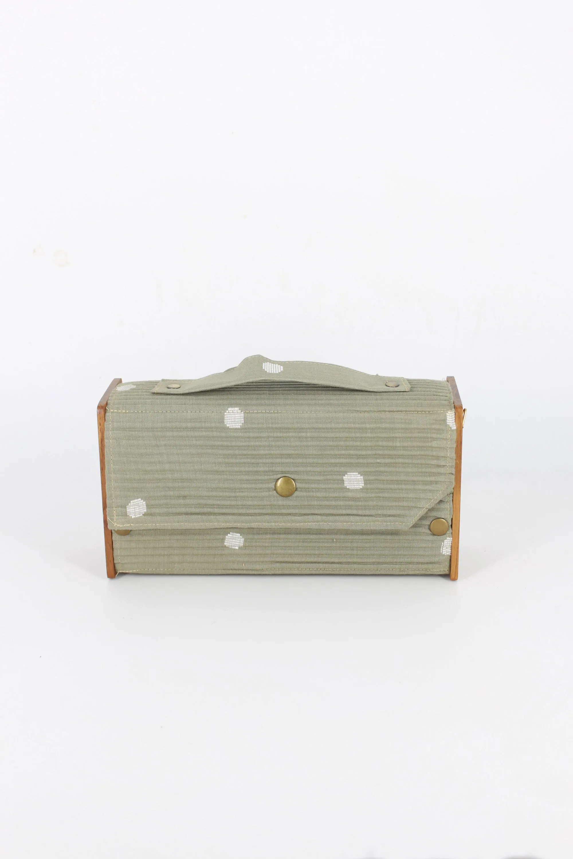 OLIVE & OAT Box Clutch - Changeable Sleeve