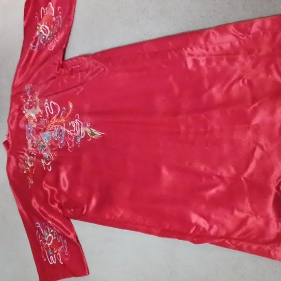 Plum Blossoms embroidered robe