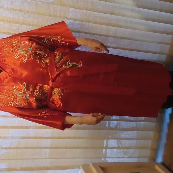Plum Blossoms embroidered robe