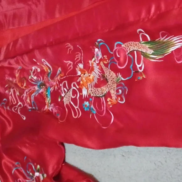 Plum Blossoms embroidered robe