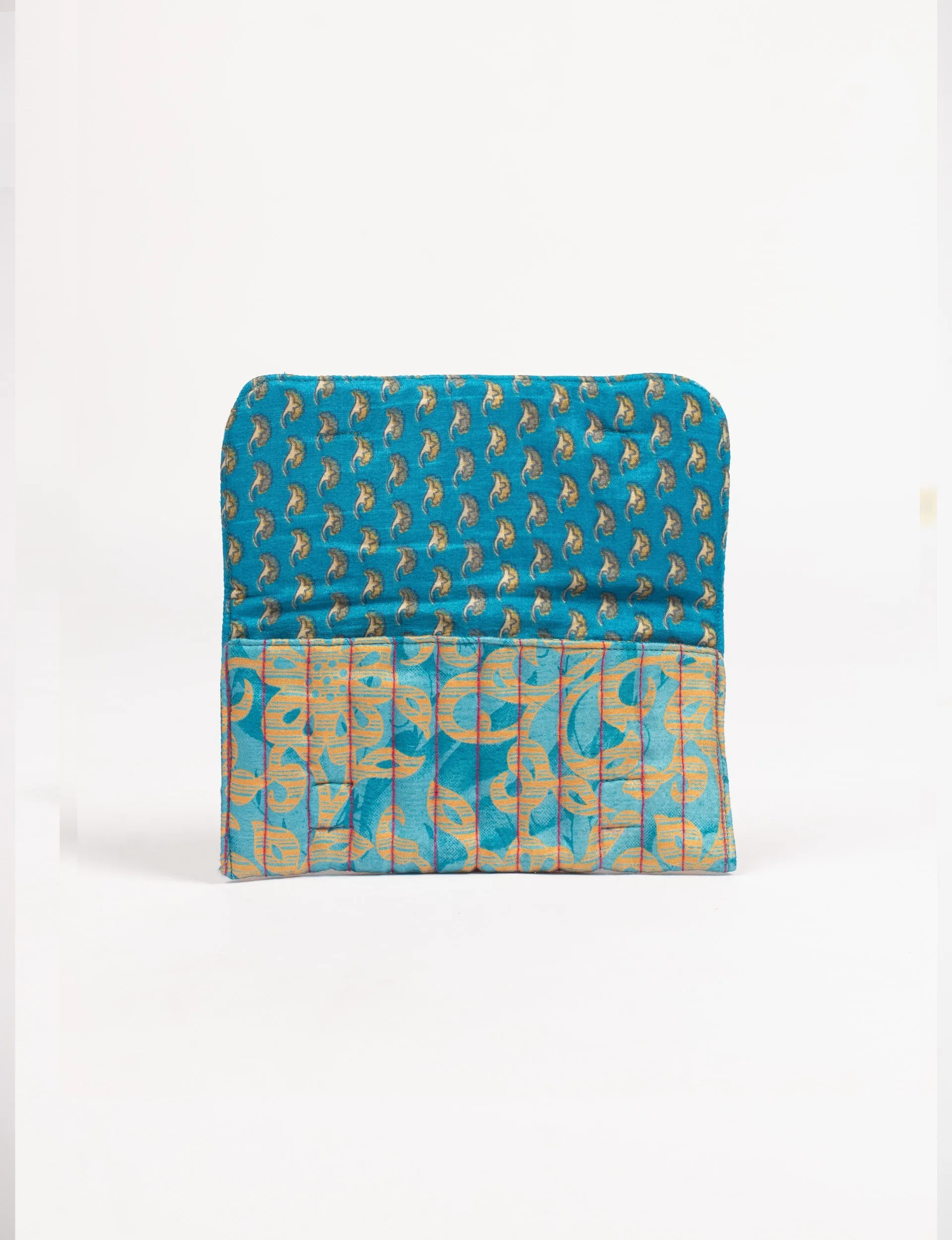 QUILTED SUNGLASSES CASE