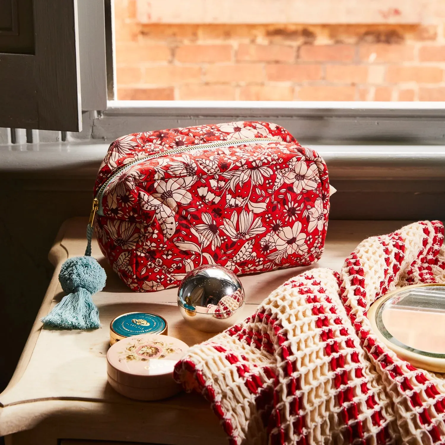 Sage x Clare, Evette Beauty Bag