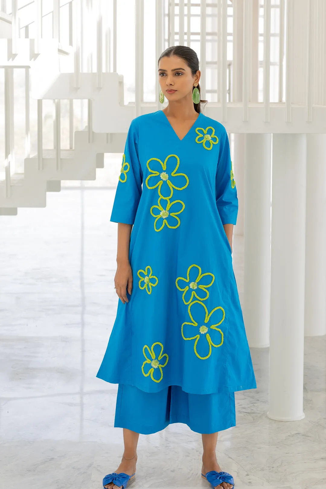 Seafoam Floral Embroidery Kurta Set