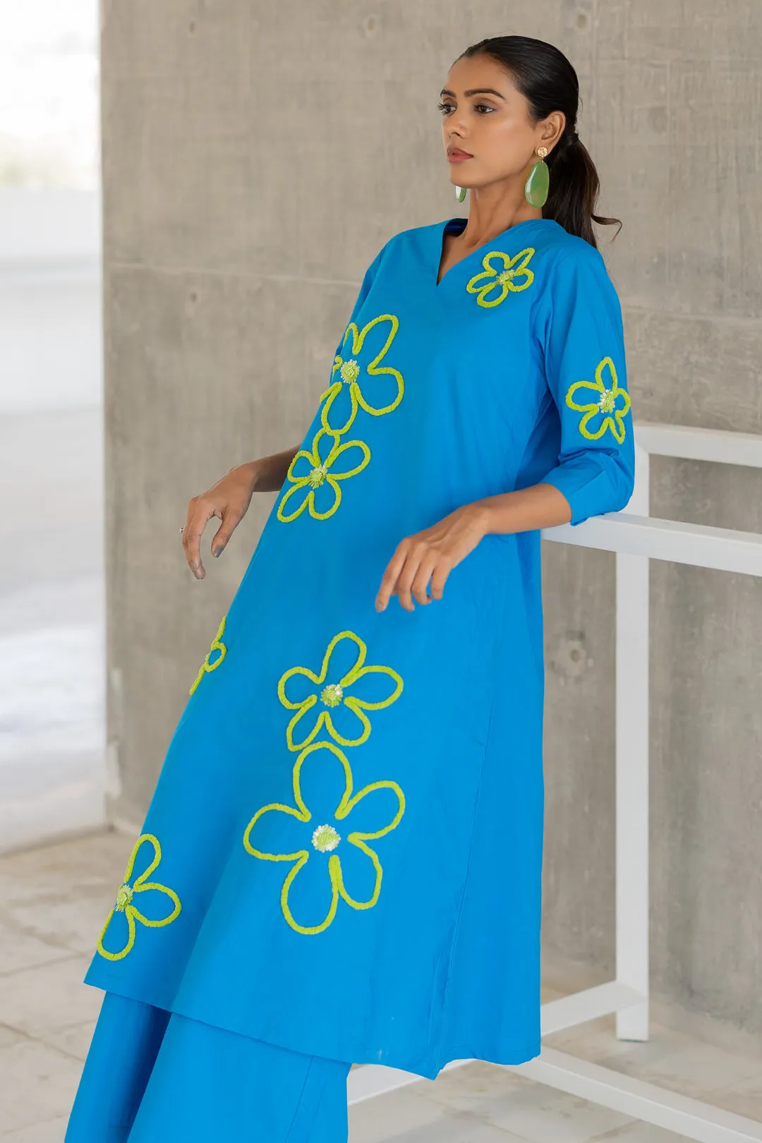 Seafoam Floral Embroidery Kurta Set