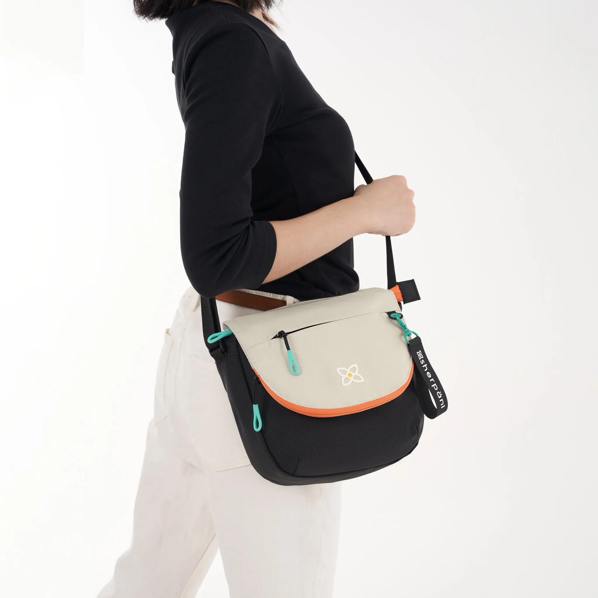 Sherpani Milli Crossbody Shoulder Bag bluff
