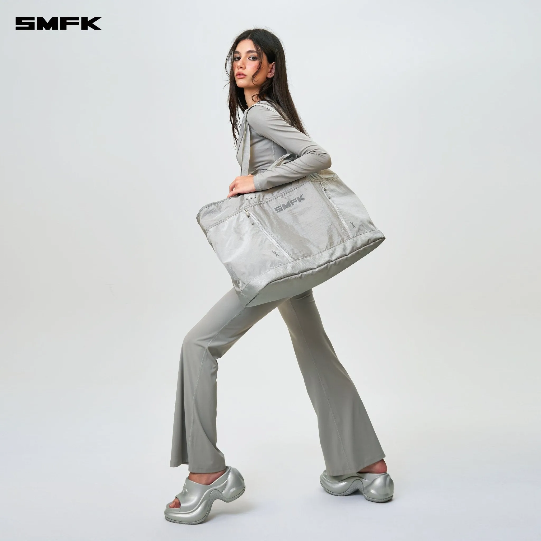 SMFK FUTURE Storm Gym Sports Bag Silver (Large)