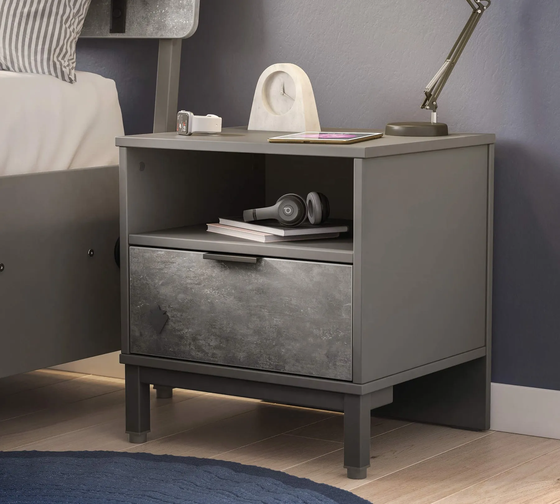 Space Gray room /option 3
