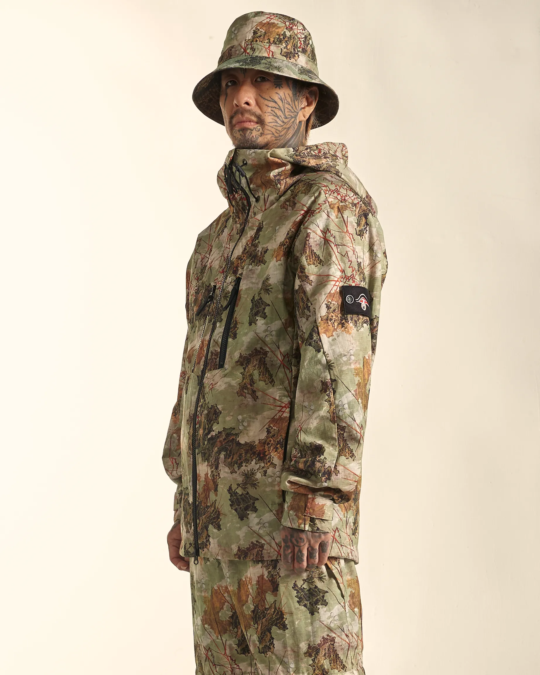 [UNISEX] BANGXGANJI X LOCO MOSQUITO ZIP-UP JACKET (GREEN)