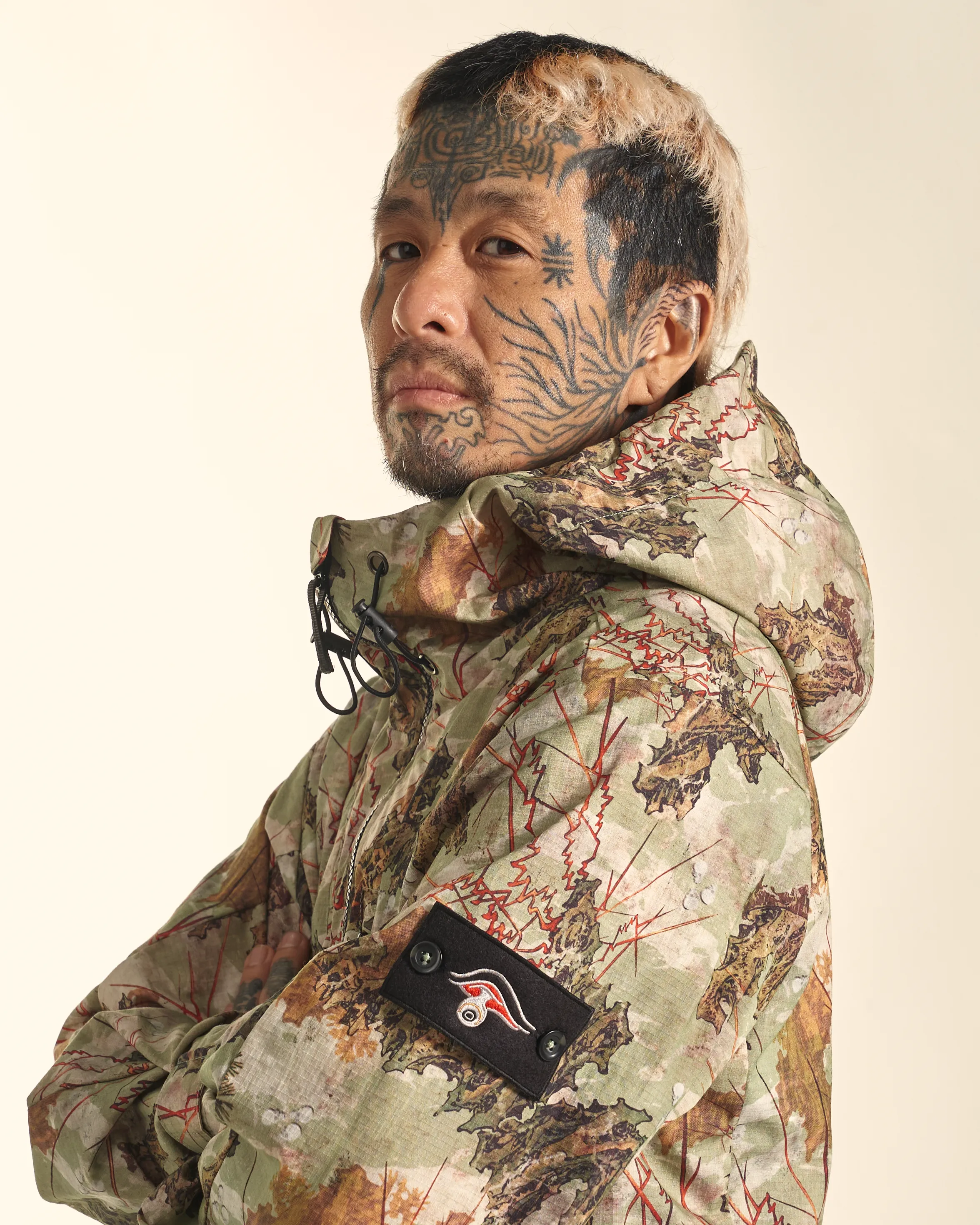 [UNISEX] BANGXGANJI X LOCO MOSQUITO ZIP-UP JACKET (GREEN)