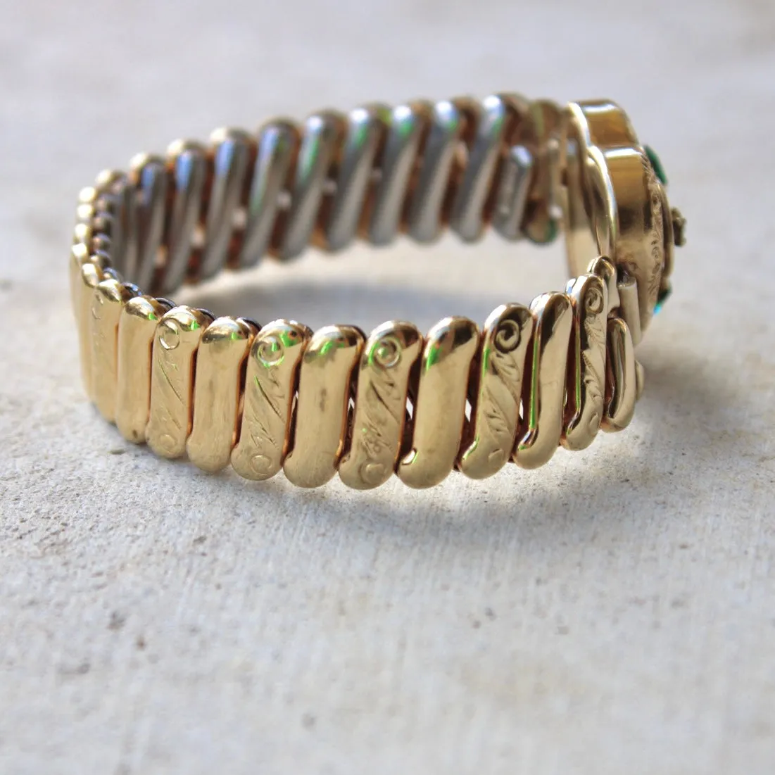 Vintage Emerald Sweetheart Bracelet (circa 1940)