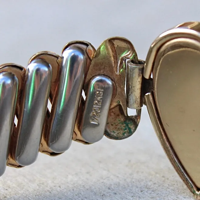 Vintage Emerald Sweetheart Bracelet (circa 1940)