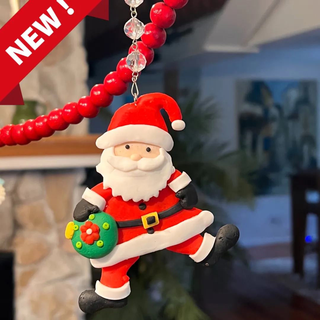 WHIMSICAL SANTA - GREEN WREATH (Set/3) MAGNETIC CHANDELIER ORNAMENT