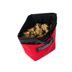 Wildebeest Alamo Dog Treat Pouch | Red