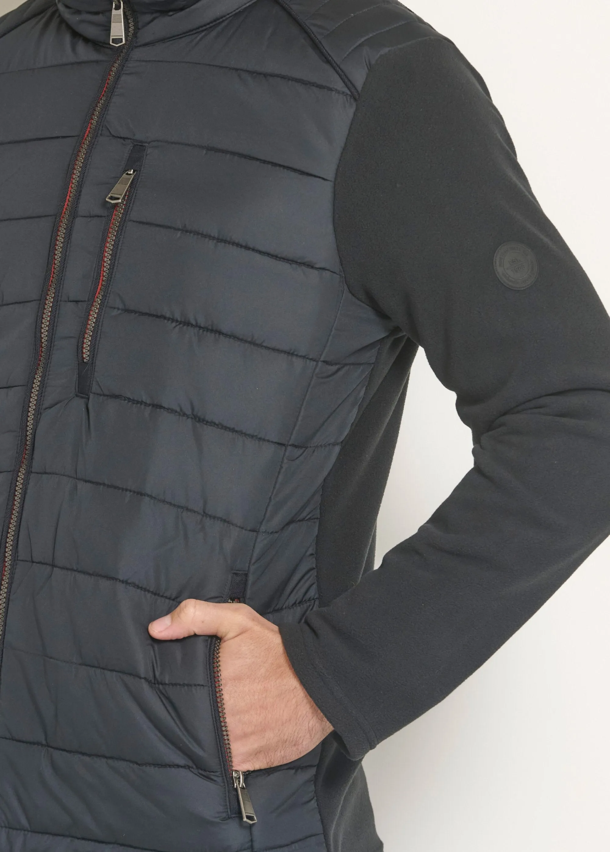 Zipped quilted jacket with fleece details